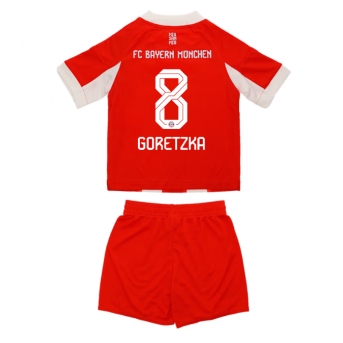 Billige Fotballdrakt Bayern Munich Leon Goretzka #8 Replika Hjemmedraktsett Barn 2025-26 Kortermet (med bukser)